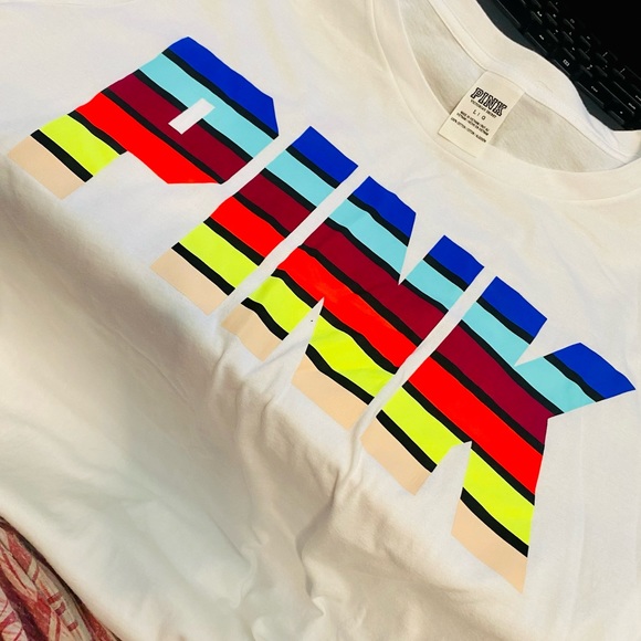 NWOT Victoria's Secret PINK White Campus Signature Tee - Picture 10 of 13